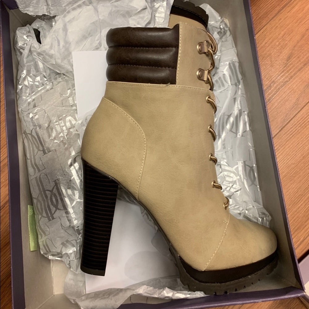 Jennifer Lopez Heels